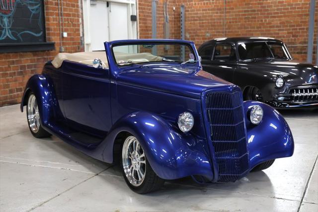 Photo of 1935 Medium Blue Metallic Ford Roadster