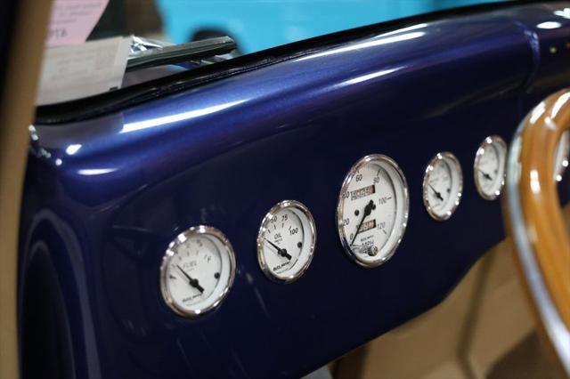 Photo of 1935 Medium Blue Metallic Ford Roadster
