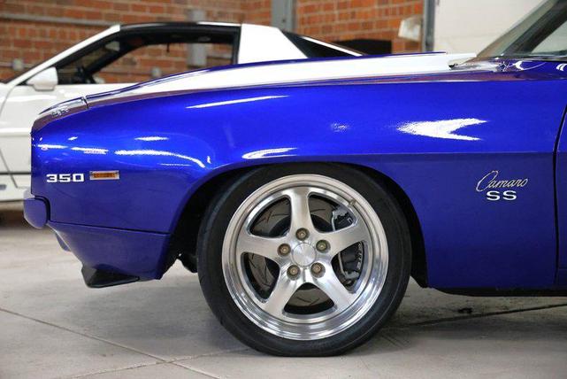 Photo of 1969 Blue Metallic Chevrolet Camaro