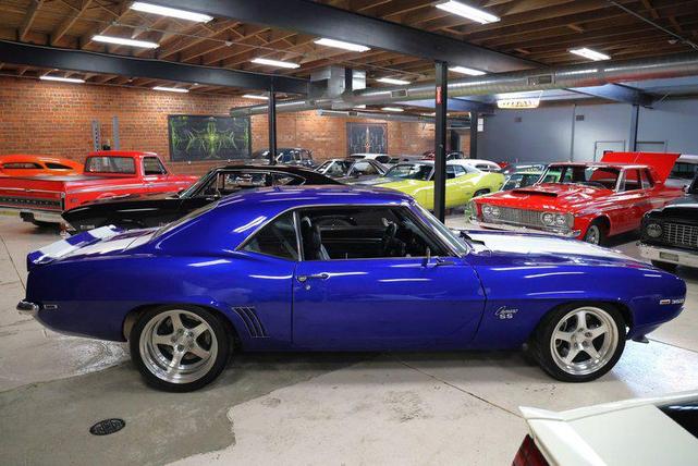 Photo of 1969 Blue Metallic Chevrolet Camaro