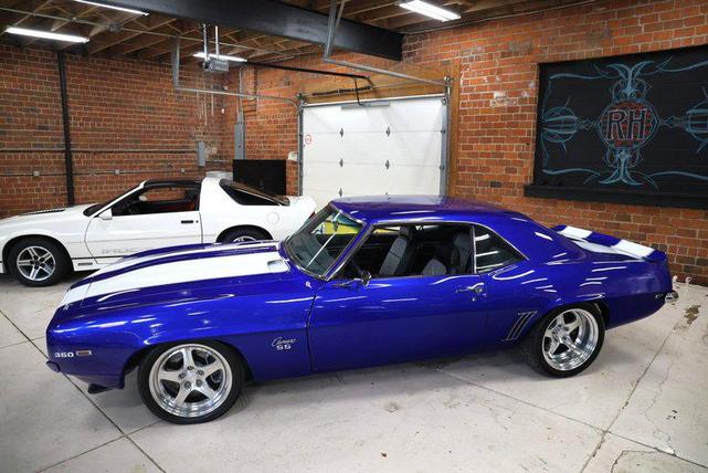 Photo of 1969 Blue Metallic Chevrolet Camaro