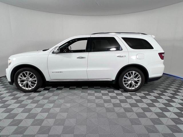 Photo of 2015 Bright White Clearcoat Dodge Durango