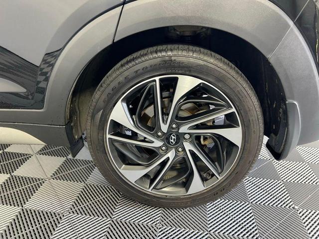 Photo of 2021 Black Noir Pearl Hyundai TUCSON