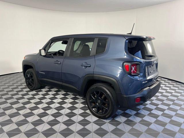 Photo of 2023 Slate Blue Pearlcoat Jeep Renegade
