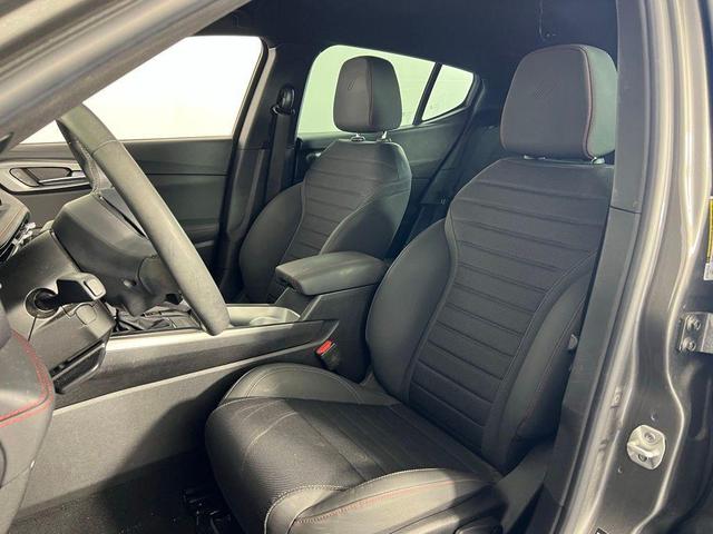 Photo of 2024 Gray Dodge Hornet
