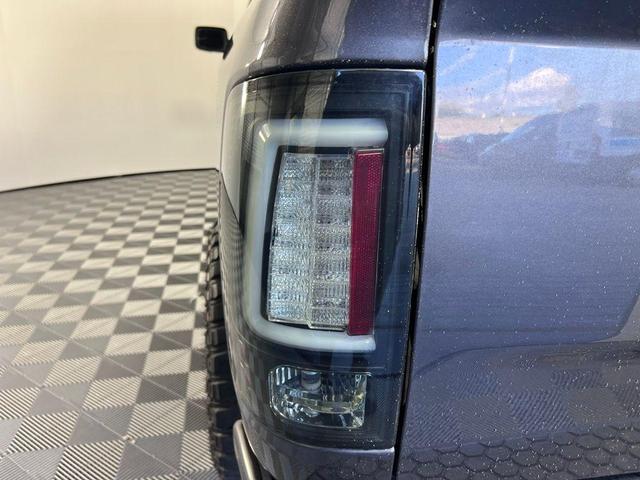 Photo of 2018 Granite Crystal Clearcoat Metallic RAM 1500