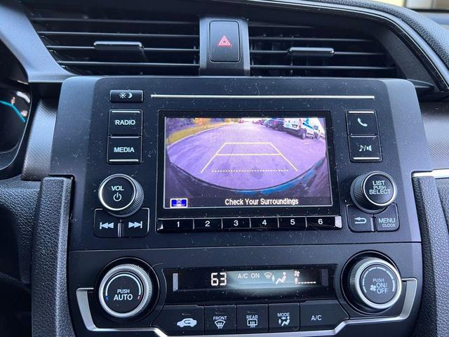 Photo of 2019 Gray Honda Civic