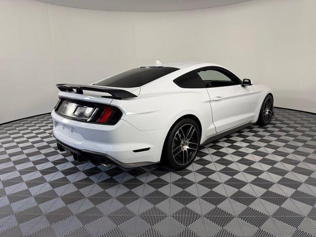Photo of 2023 Oxford White Ford Mustang