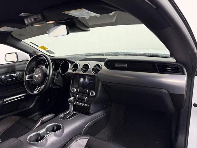 Photo of 2023 Oxford White Ford Mustang