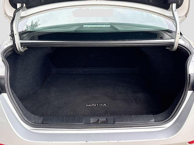 Photo of 2021 Brilliant Silver Metallic Nissan Sentra