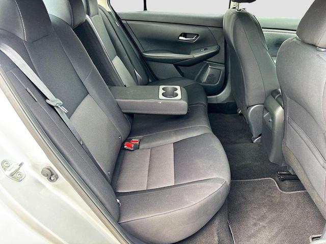 Photo of 2021 Brilliant Silver Metallic Nissan Sentra
