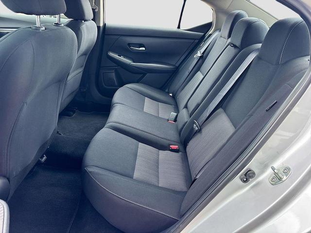 Photo of 2021 Brilliant Silver Metallic Nissan Sentra
