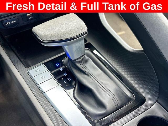Photo of 2024 Red Hyundai ELANTRA