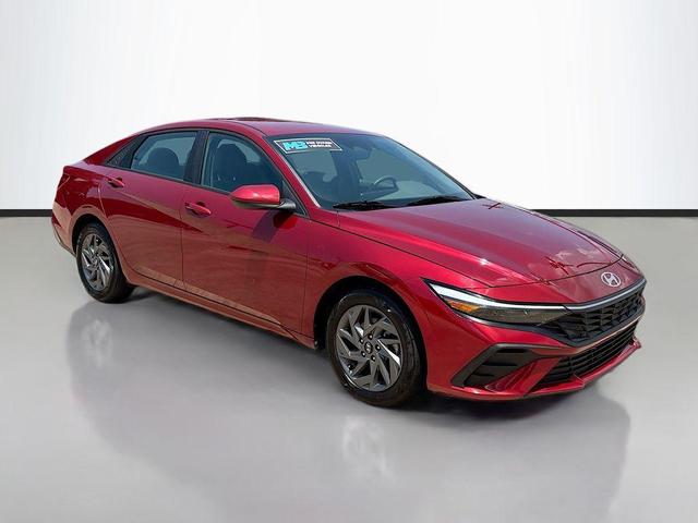 Photo of 2024 Red Hyundai ELANTRA