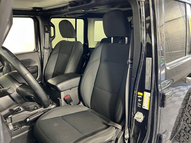 Photo of 2021 Black Clearcoat Jeep Wrangler Unlimited