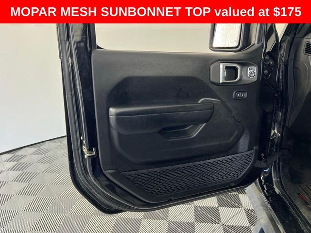 Photo of 2021 Black Clearcoat Jeep Wrangler Unlimited