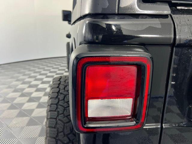 Photo of 2021 Black Clearcoat Jeep Wrangler Unlimited
