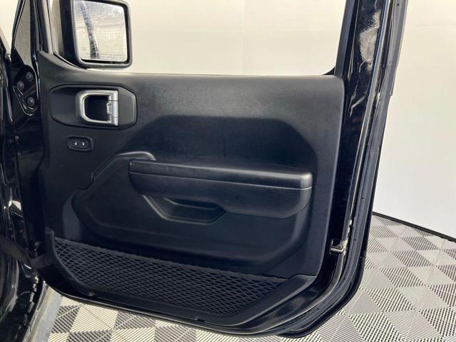 Photo of 2021 Black Clearcoat Jeep Wrangler Unlimited