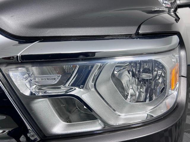 Photo of 2021 Granite Crystal Clearcoat Metallic RAM 1500