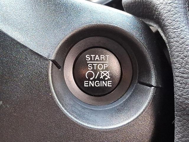 Photo of 2019 Granite Crystal Metallic Clearcoat - PAU Jeep Compass