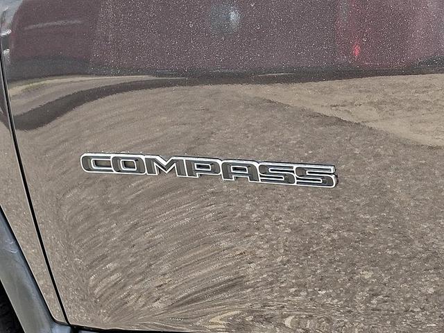 Photo of 2019 Granite Crystal Metallic Clearcoat - PAU Jeep Compass