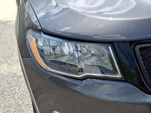 Photo of 2019 Granite Crystal Metallic Clearcoat - PAU Jeep Compass