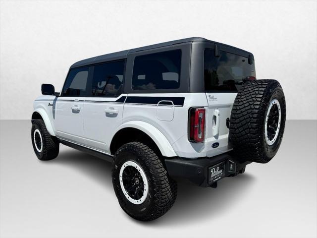 Photo of 2023 Oxford White Ford Bronco