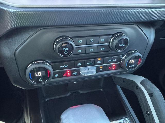 Photo of 2023 Oxford White Ford Bronco