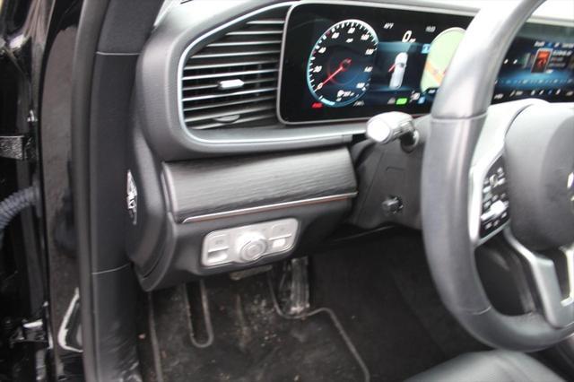 Photo of 2022 Black Mercedes-Benz GLE 450