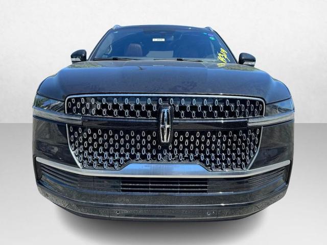 Photo of 2025 INFINITE BLACK MET CC Lincoln Navigator