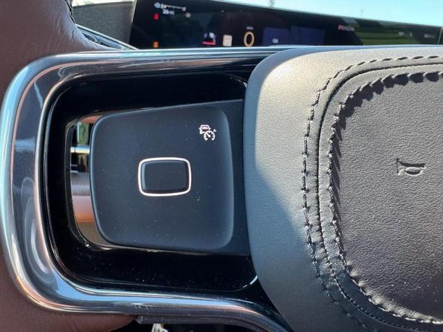 Photo of 2025 INFINITE BLACK MET CC Lincoln Navigator