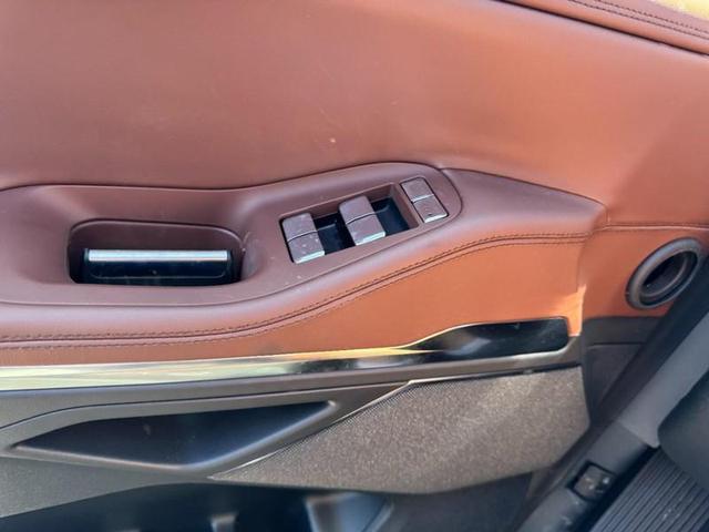Photo of 2025 INFINITE BLACK MET CC Lincoln Navigator