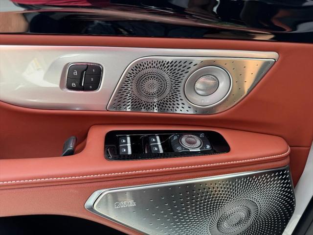 Photo of 2025 WHITE PLATINUM MET 3C Lincoln Nautilus