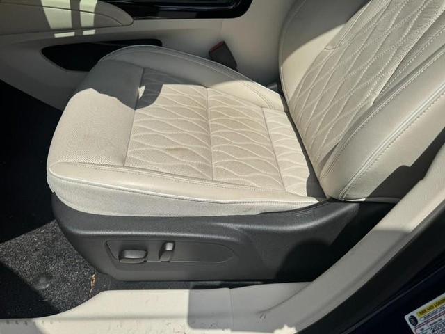 Photo of 2023 Sapphire Metallic Buick Envision
