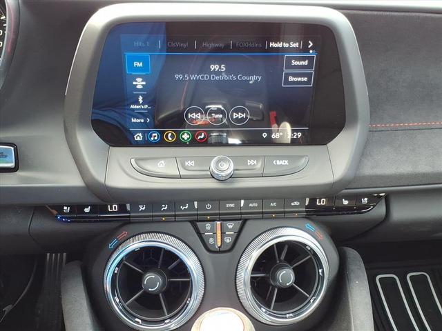 Photo of 2023 Black Chevrolet Camaro