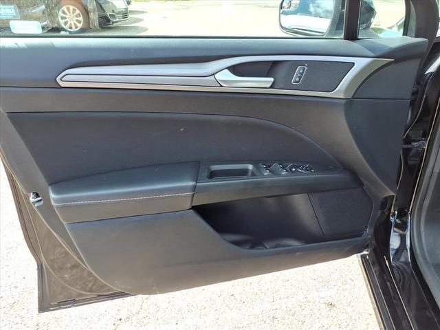 Photo of 2018 Shadow Black Ford Fusion