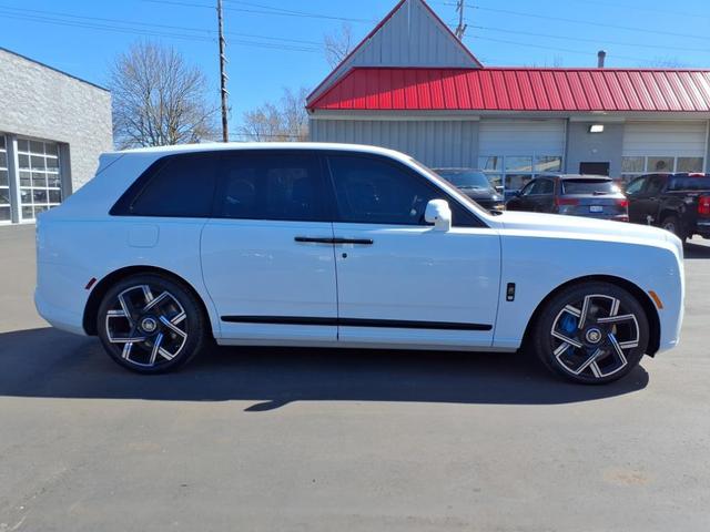 Photo of 2025 White Rolls-Royce Cullinan