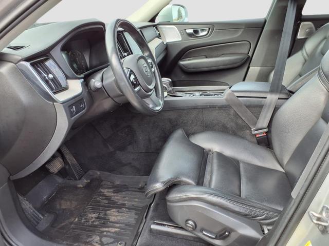 Photo of 2018 Silver Volvo XC60