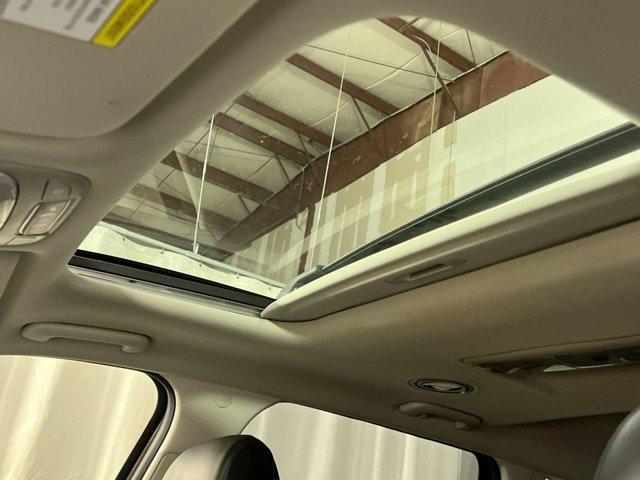 Photo of 2022 Ebony Black Kia Telluride