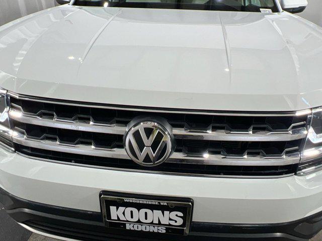 Photo of 2019 Pure White Volkswagen Atlas