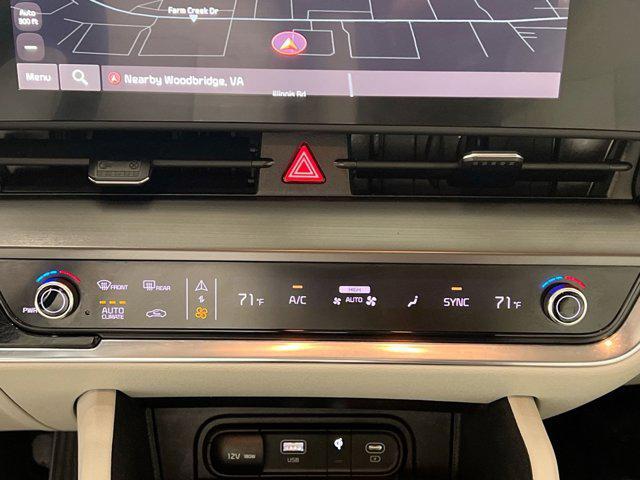 Photo of 2023 Gravity Gray Kia Sportage