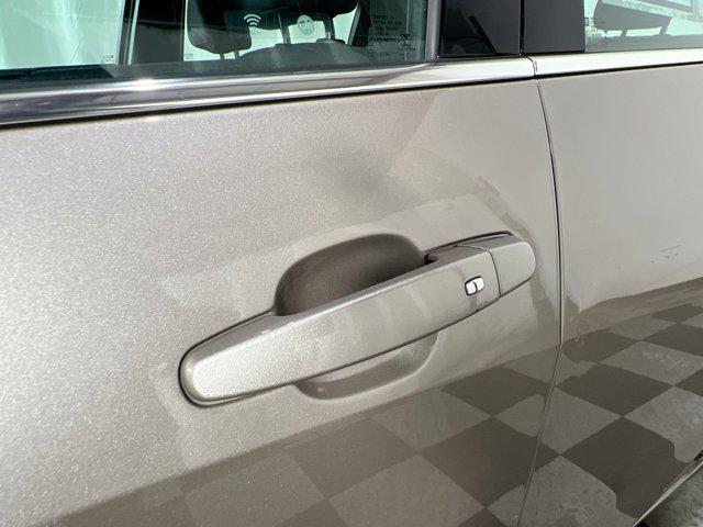 Photo of 2023 Mineral Gray Metallic Chevrolet Malibu