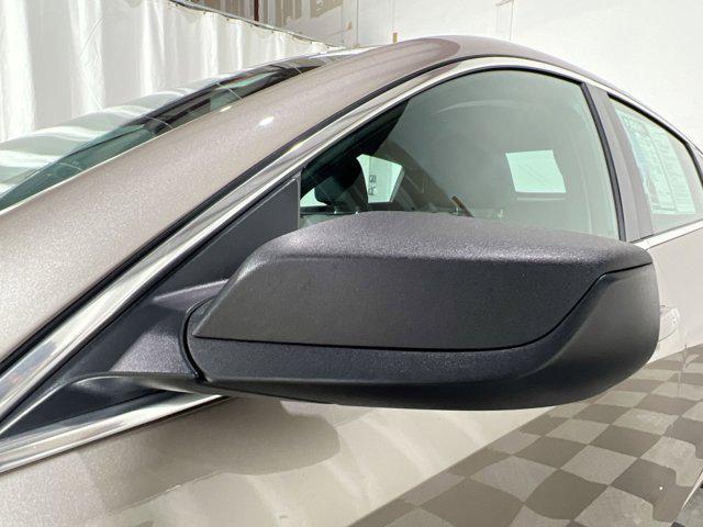 Photo of 2023 Mineral Gray Metallic Chevrolet Malibu
