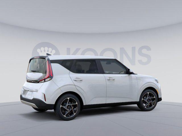 Photo of 2025 Snow White Pearl Kia Soul