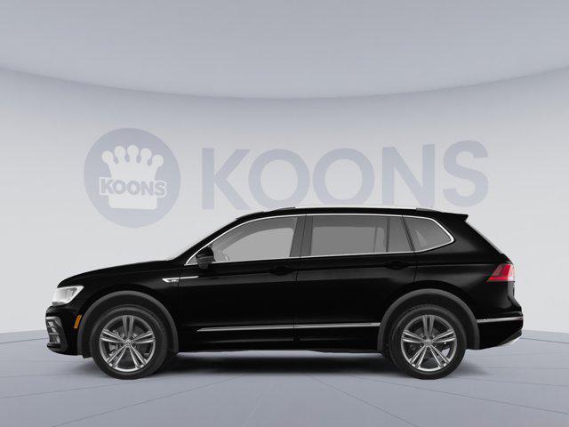 Photo of 2019 Deep Black Pearl Volkswagen Tiguan