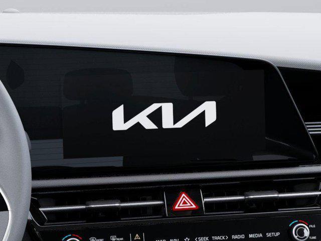 Photo of 2025 Cityscape Green Kia Niro