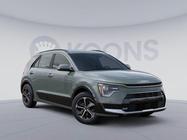 Photo of 2025 Cityscape Green Kia Niro