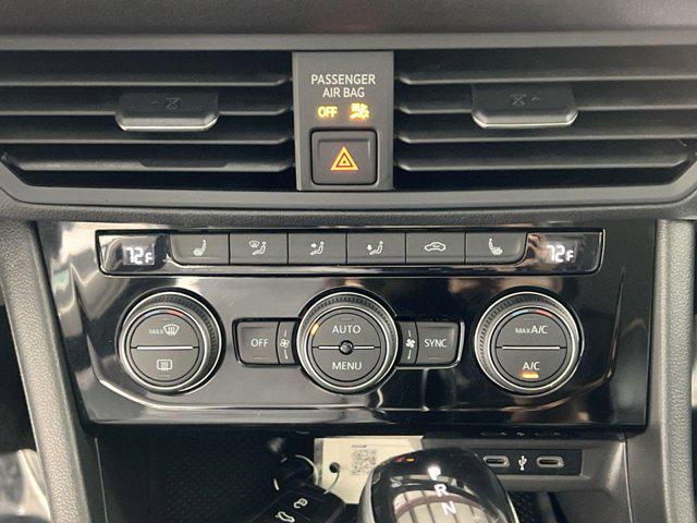 Photo of 2022 Pyrite Silver Metallic Volkswagen Jetta
