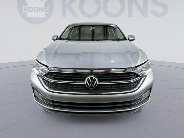 Photo of 2022 Pyrite Silver Metallic Volkswagen Jetta