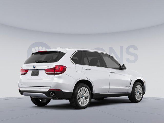 Photo of 2016 Alpine White BMW X5